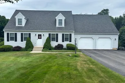 130 Pheasant Ln