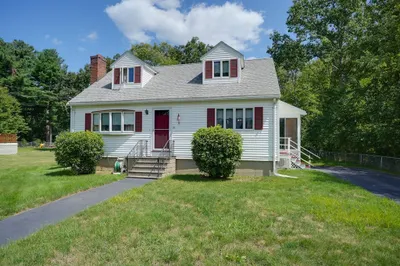 81 Mill St