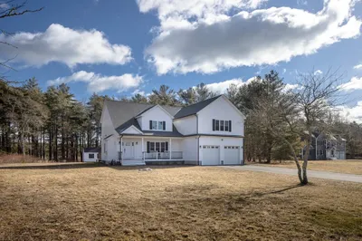32 Randall Rd 1