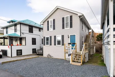 19 Berkley Rd #2