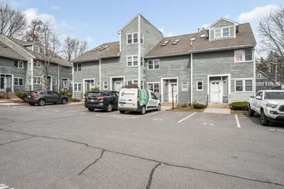 38 Farmland Rd #C 1