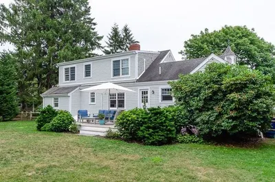 29 Pine Island Rd