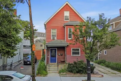 13 Knowlton St 1