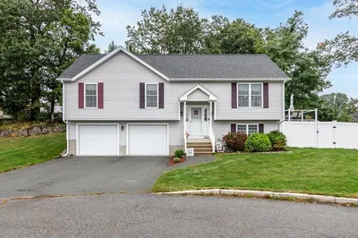 60 Fieldside Drive 1