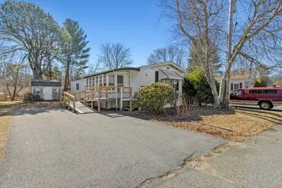 26 Thayer Drive