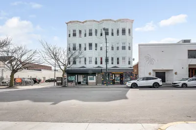 50 1/2 Common St #3 1