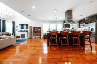 1554 Centre St #2 1