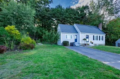 25 Bear Hill Rd 1