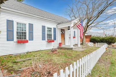260 State Road 1