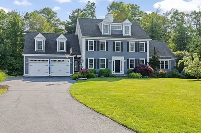 10 Evangeline Dr 1