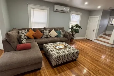 44 Rockdale Ave 1