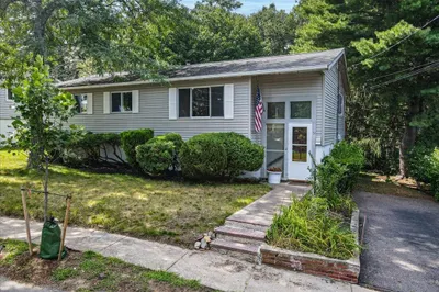 51 Joan Rd