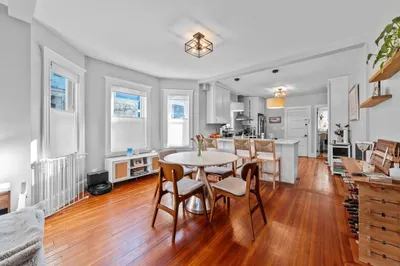 32 Standish Street #1