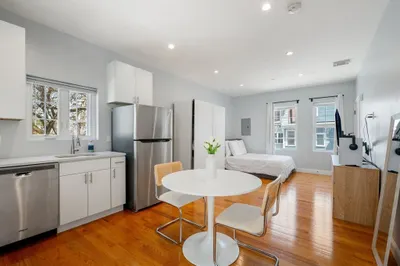 309 309-311 Sumner Street #2R