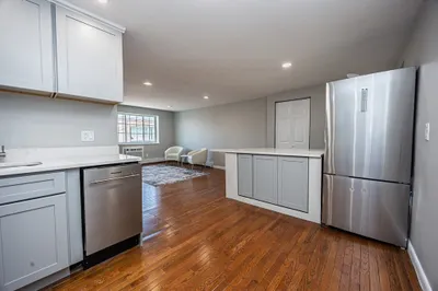 15 Staples Ave #48