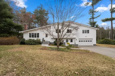 105 Barton Dr