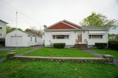 18 Leroy Avenue 1