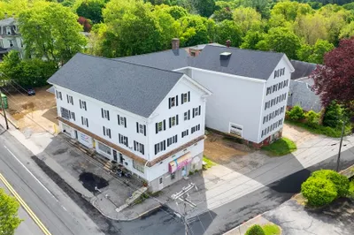 200 Main Street #2