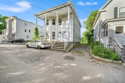 42-44 Oakland Ave