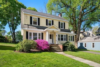70 Vernon St 1