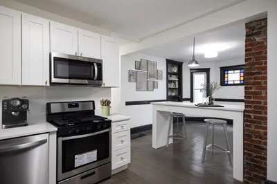 19 Peverell Street #1 1