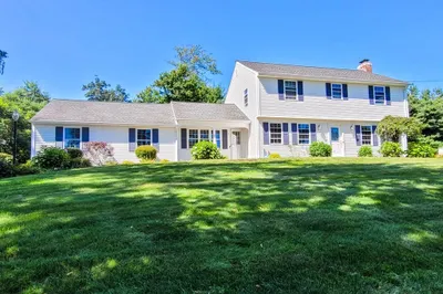 9 Brookside Cir 1