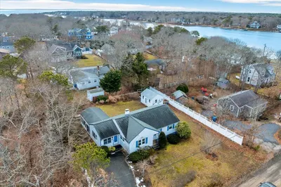 19 Pine Rock Rd