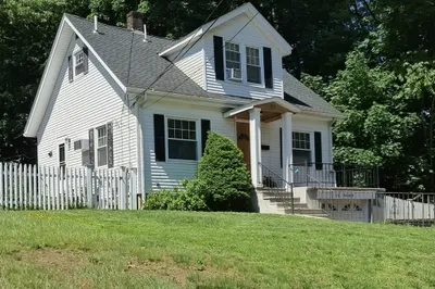 116 Parker Rd 1