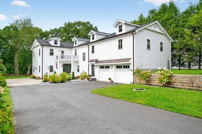 738 Smith Neck Rd 1