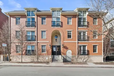 606 E 4th Street #205