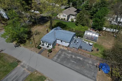 79 Valley Road