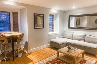 25 Dwight St #4