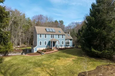 16 Lantern Ln 1