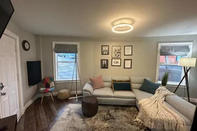 4 Shelby Street #1