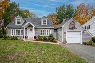55 Boston Rock Rd 1