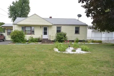 89 Cherokee Dr