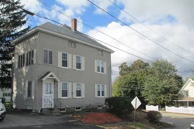 289 Main St 1
