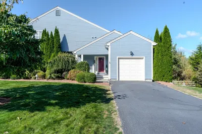 96 Colonial Dr #96 1