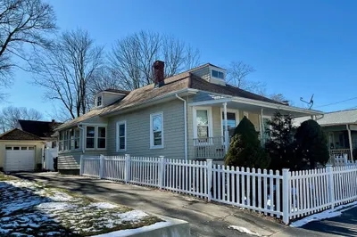10 Field Ave 1
