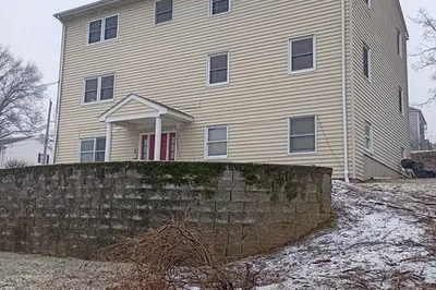 23 Bliss St #2 1