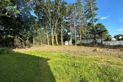 32 Stoughton Ave 1