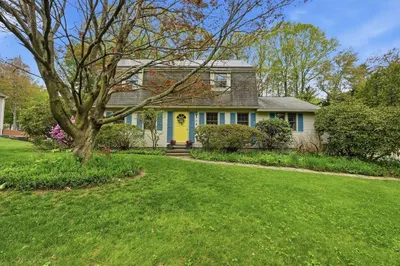 6 Woodlawn Rd 1