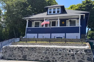 7 Boynton St
