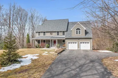 138 Cashman Hill Rd 1