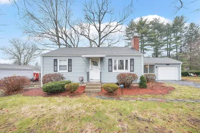 38 Northway Dr