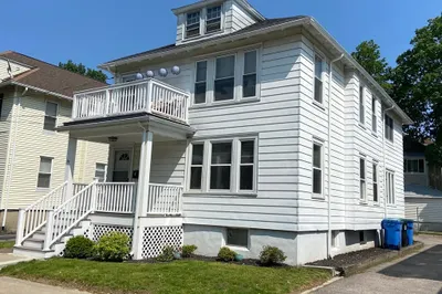 39 Davis Rd #1