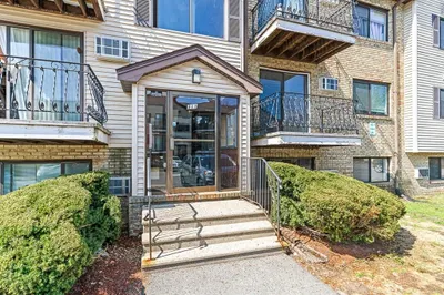 311 Pawtucket Blvd #27 1