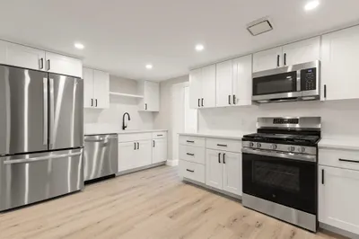 100 Place Ln #169 1