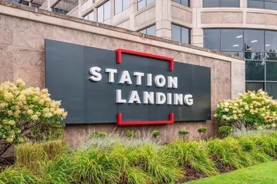 100 Station Landing #712 1