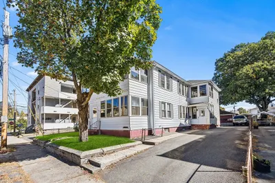 208 Fifth St 1